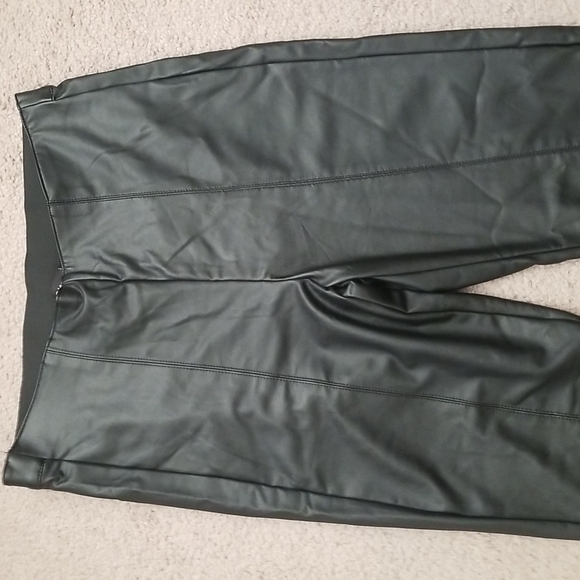 Threadsence Women's Faux Leather Leggings - Picture 6 of 16